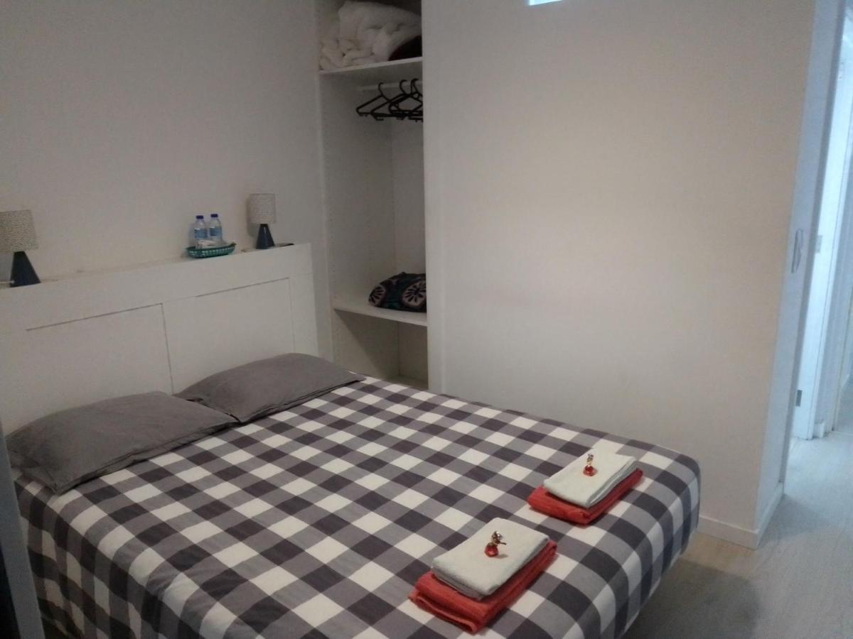 Guesthouse Marialva Park Corroios Exteriör bild