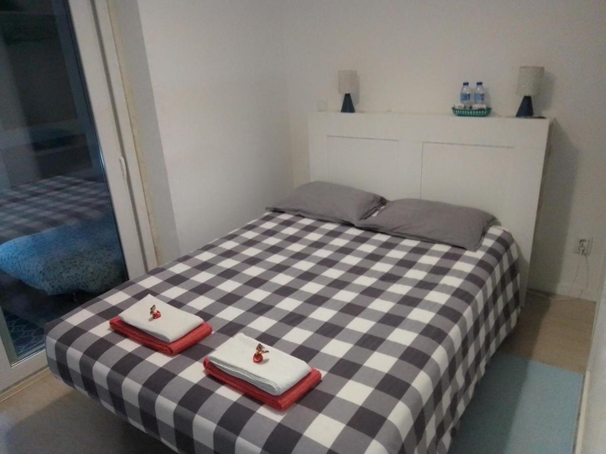 Guesthouse Marialva Park Corroios Exteriör bild